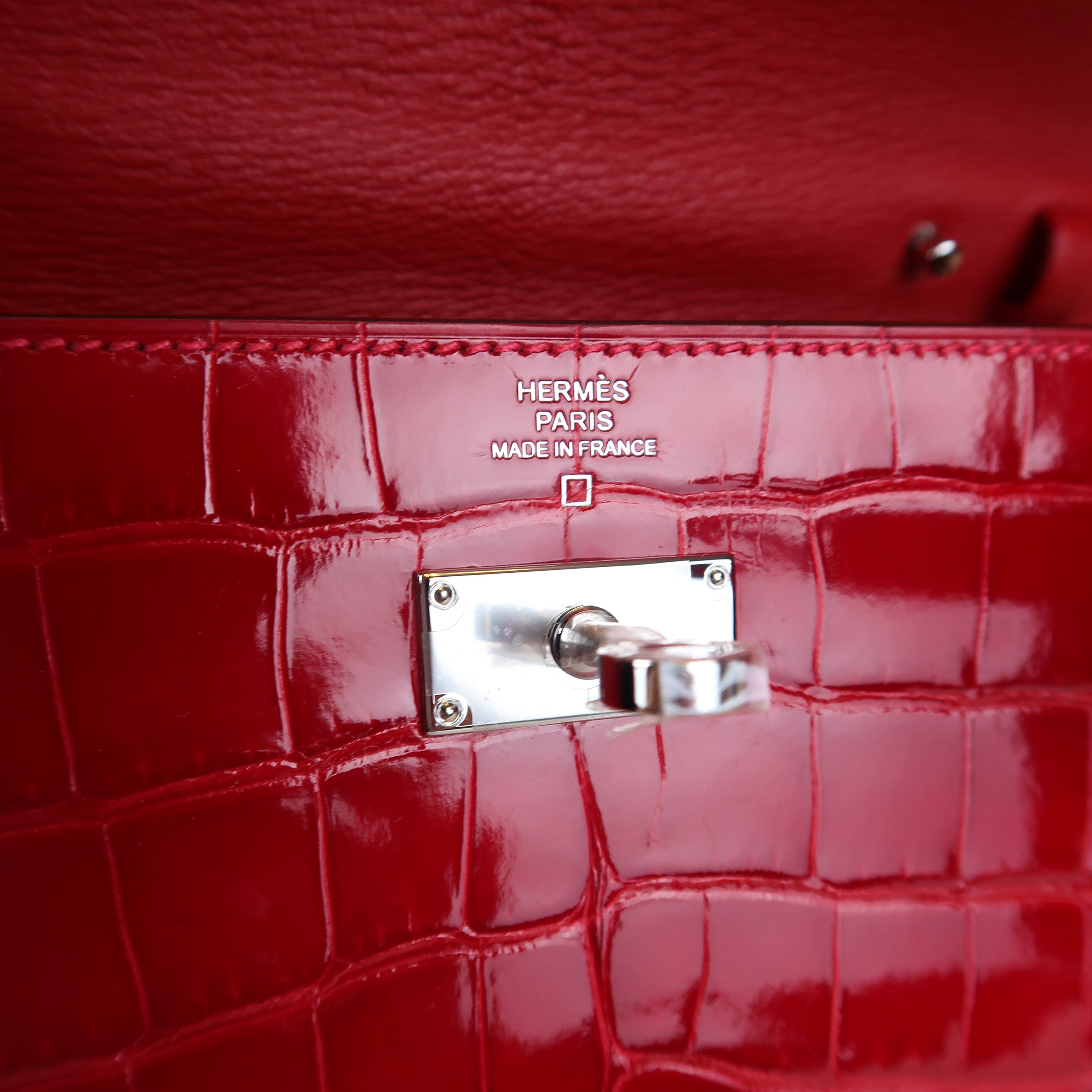 Hermès Braise Shiny Alligator Kelly To Go (PHW | 2026)