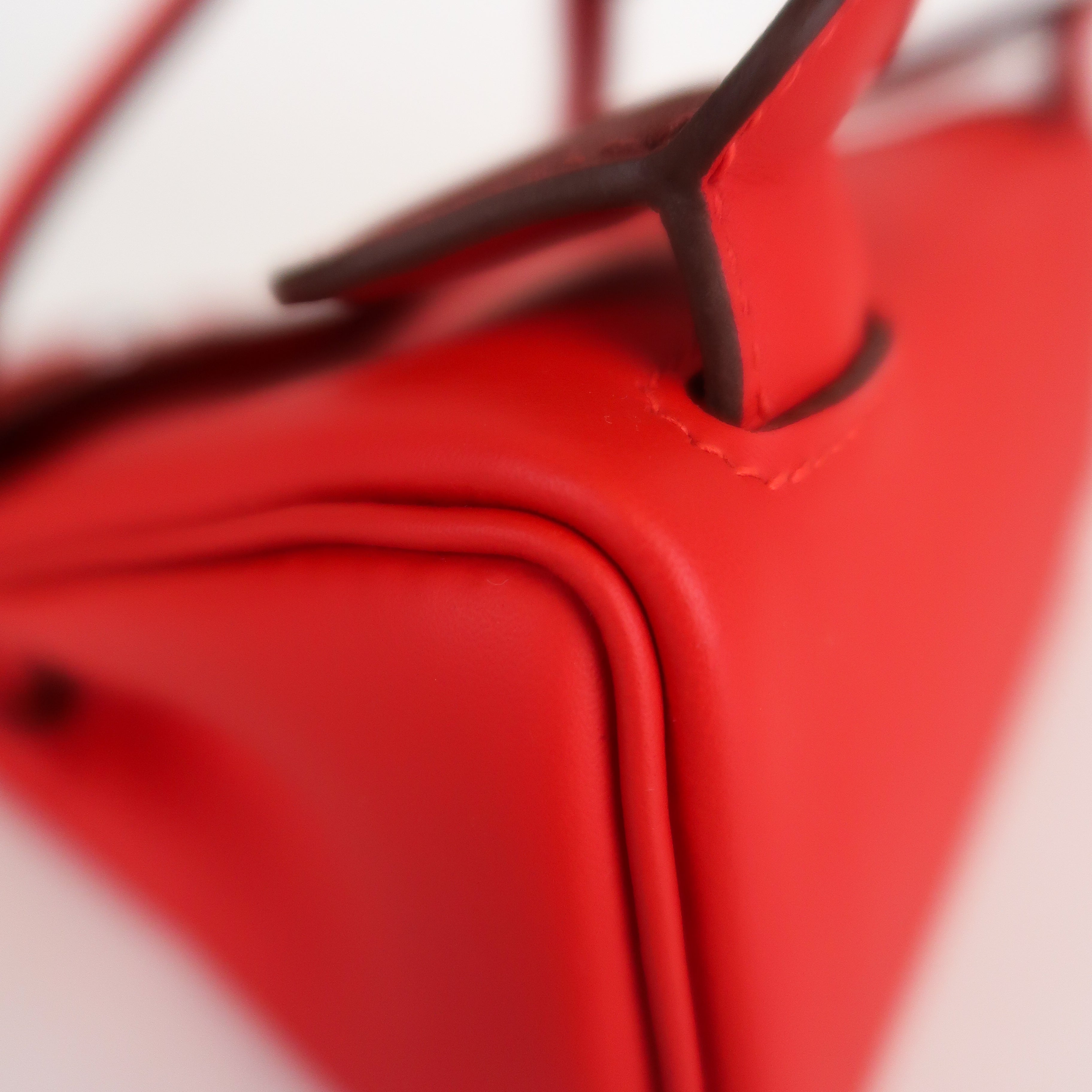 Hermès Rouge Radieux Swift Kelly Doll (PHW | 2025)