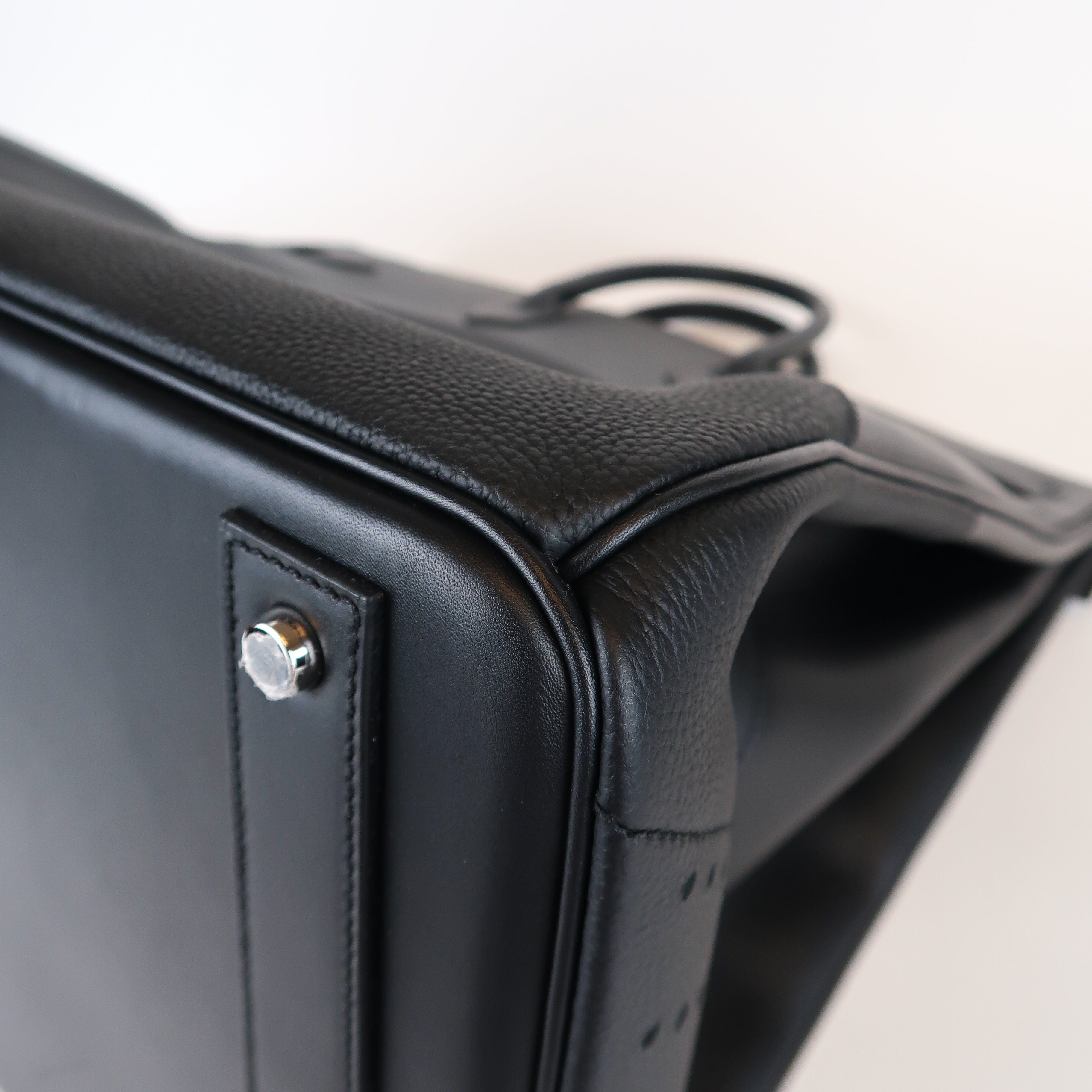 Hermès Noir Hac 50 en Selle (PHW | 2025)