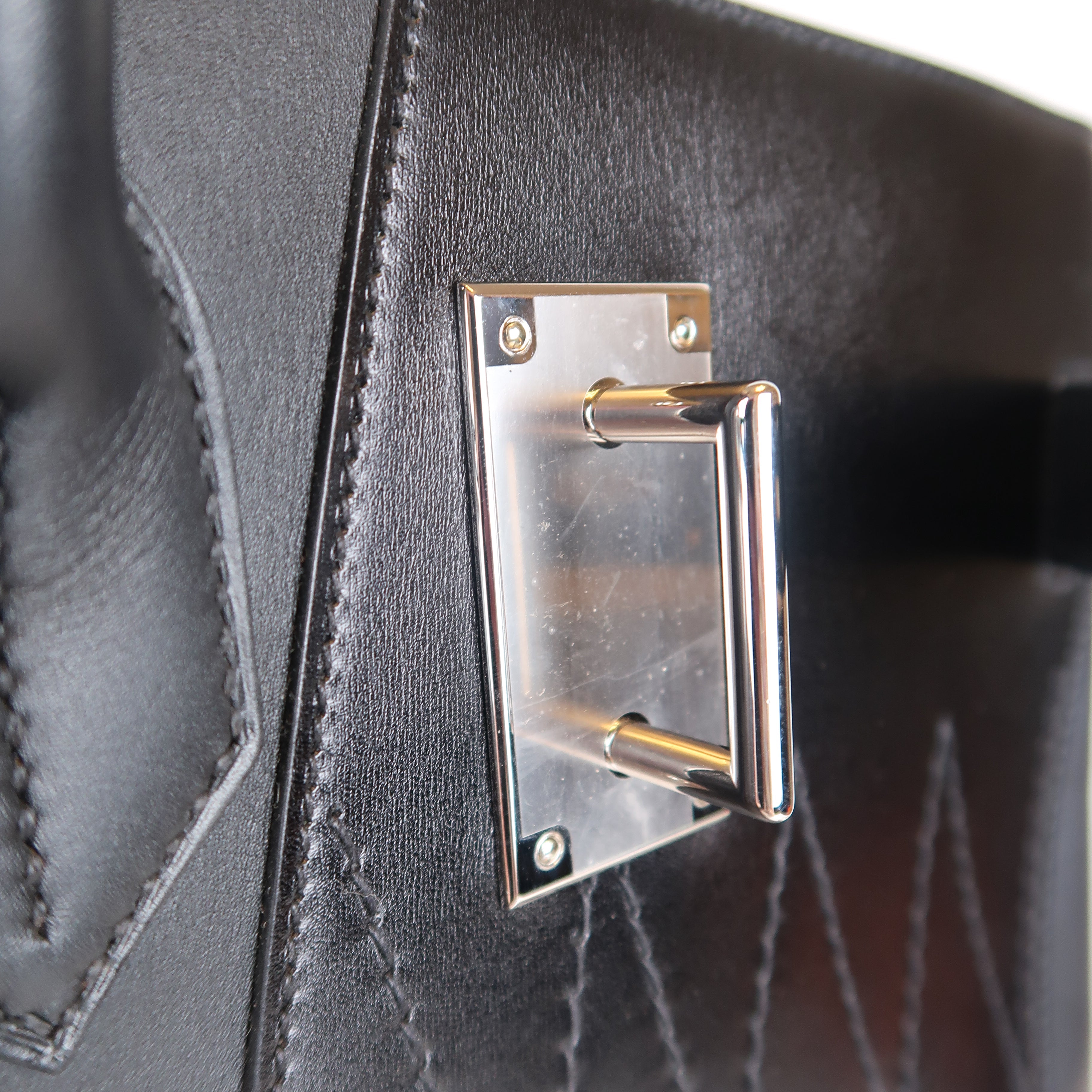 Hermès Noir Hac 50 en Selle (PHW | 2025)