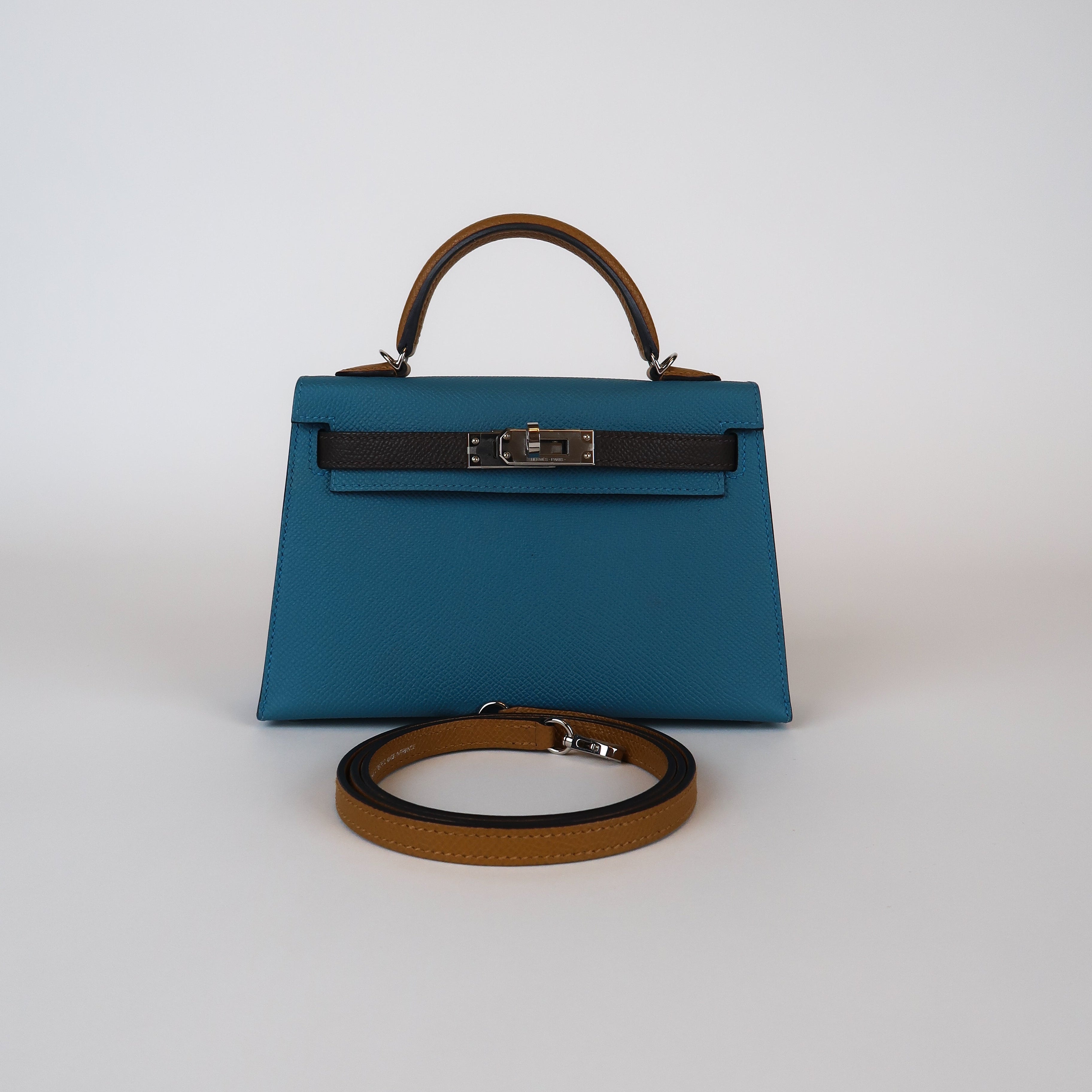Hermès Tricolor Bleu Jean/Ecorce/Sesame Epsom Mini Kelly (PHW | 2024)