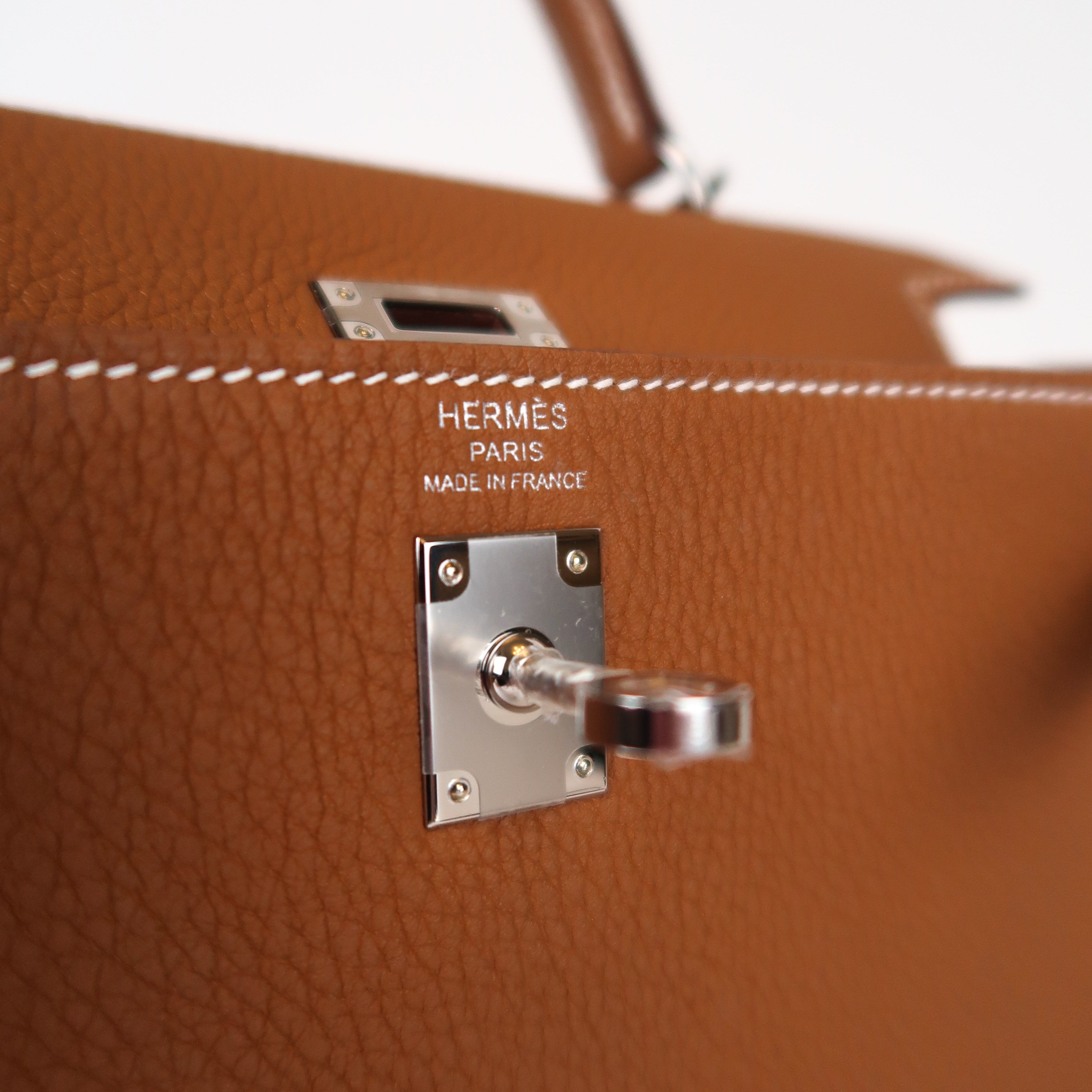 Hermès Gold Togo Kelly 25 (PHW | 2025)
