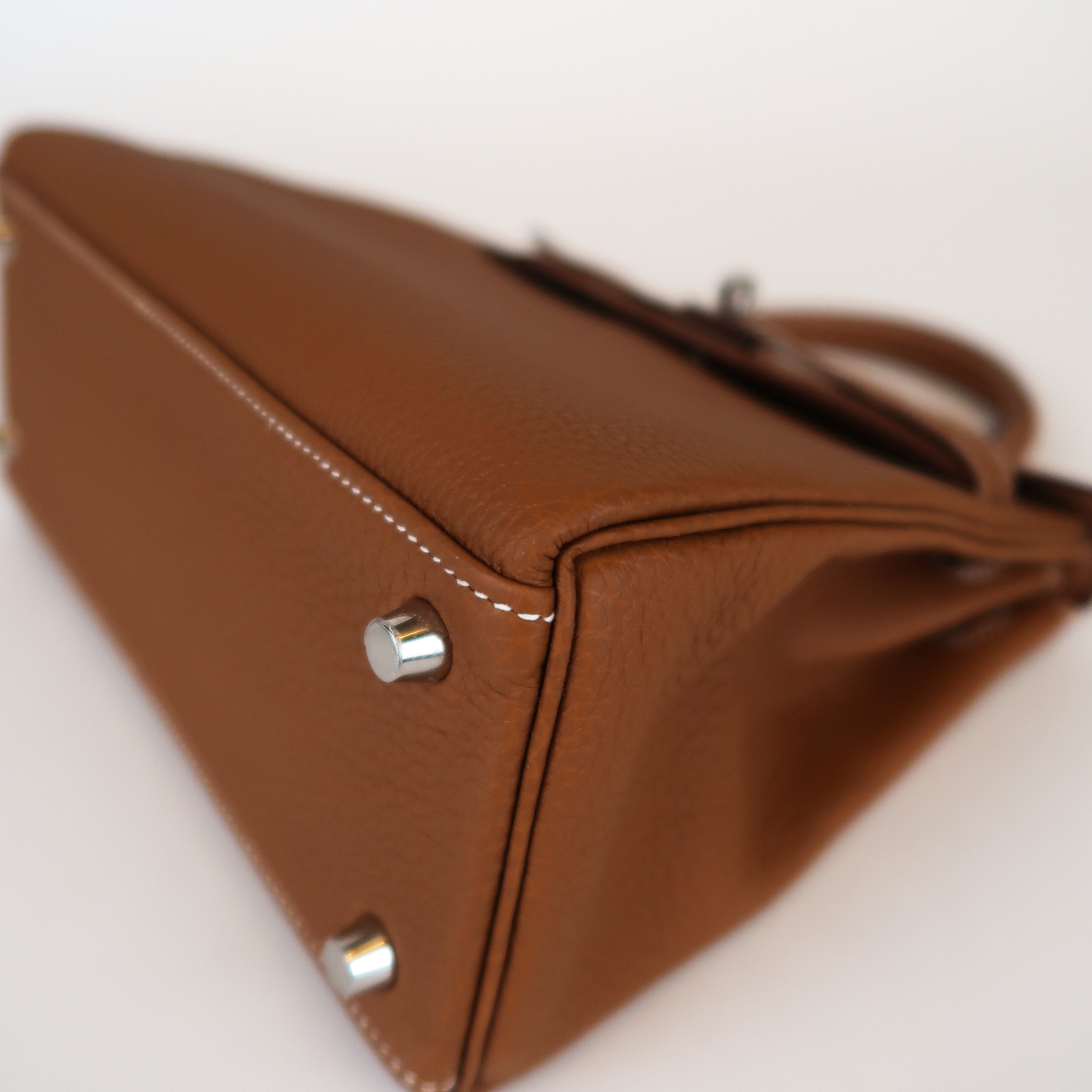 Hermès Gold Togo Kelly 25 (PHW | 2025)