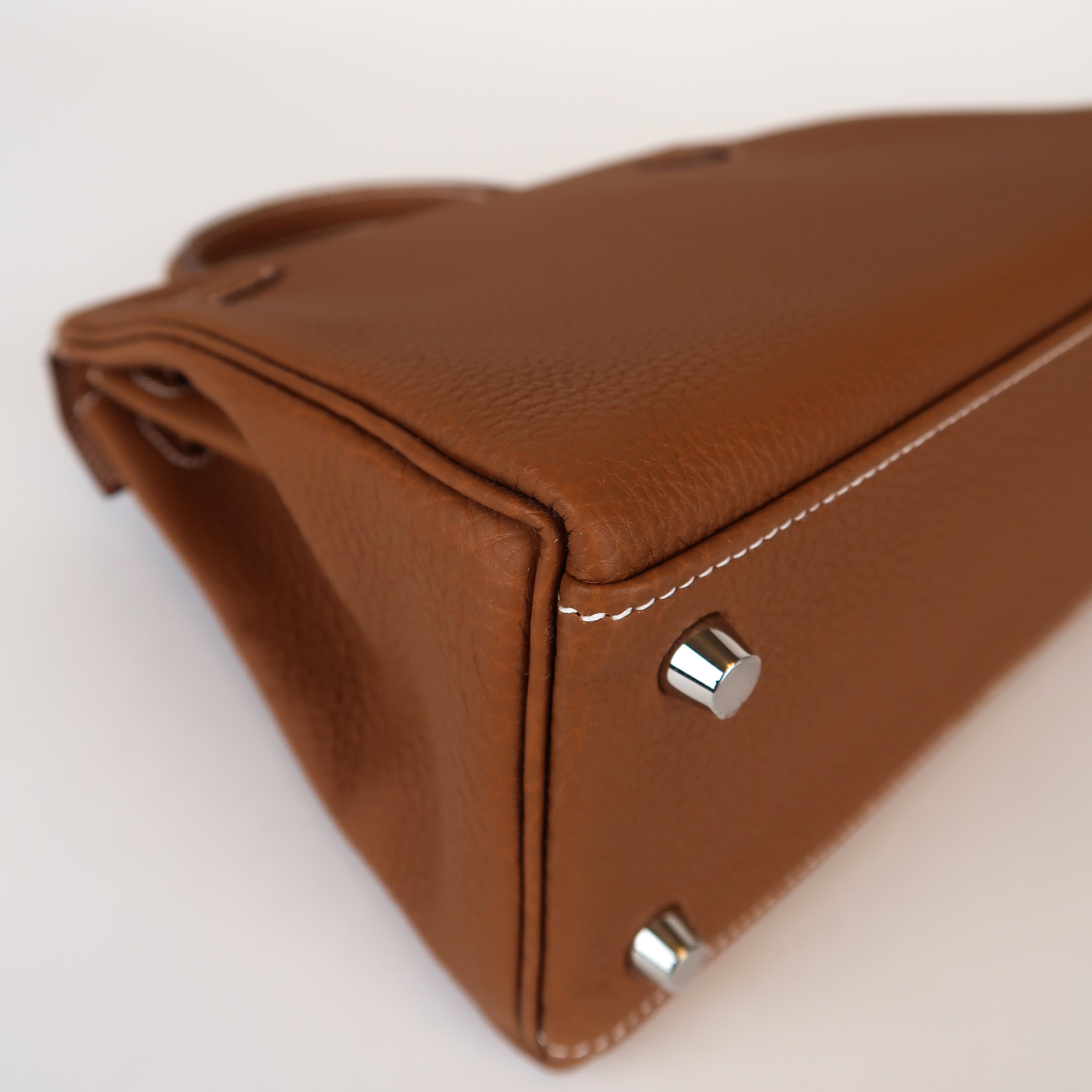 Hermès Gold Togo Kelly 25 (PHW | 2025)
