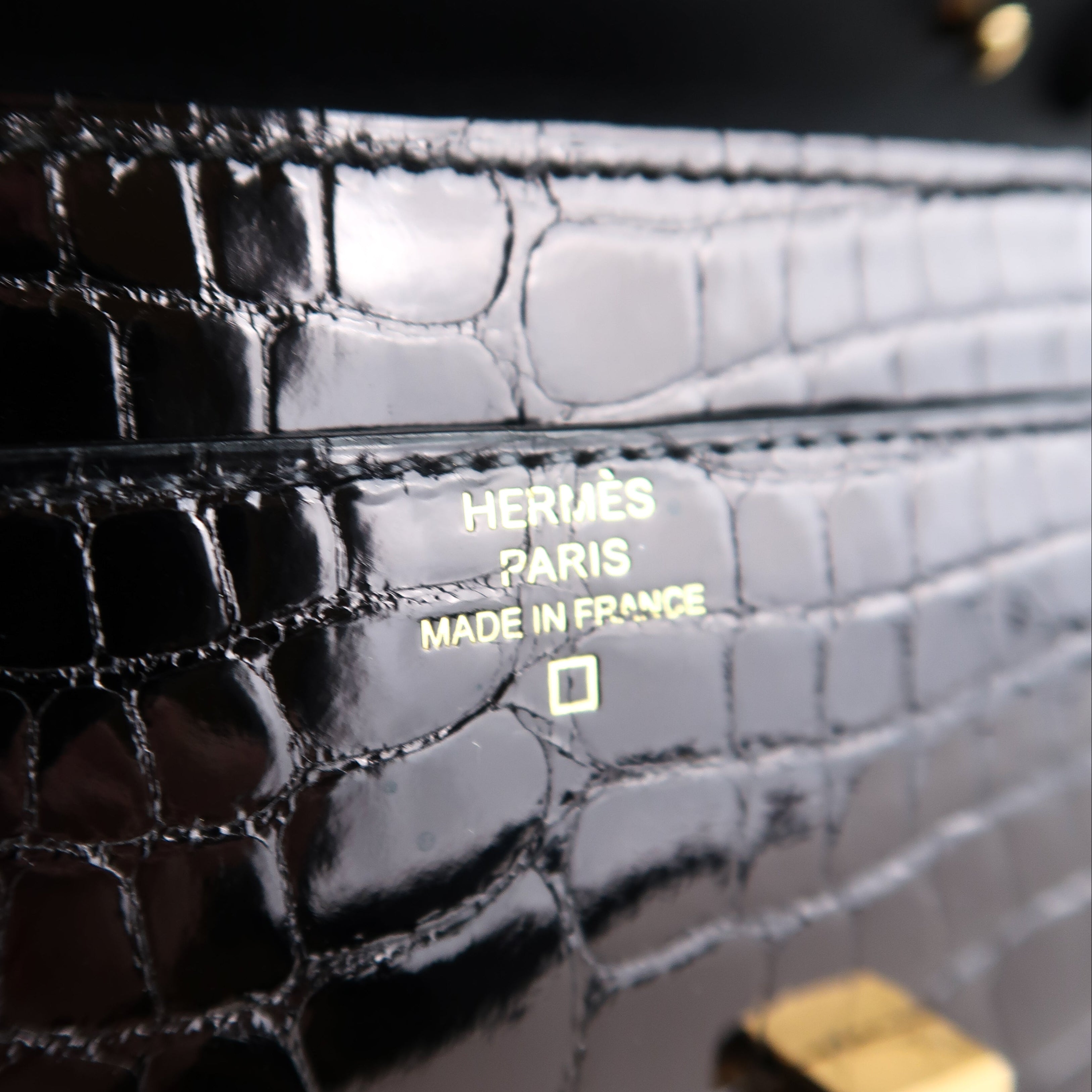 Hermès Noir Shiny Alligator Constance To Go (GHW | 2023)