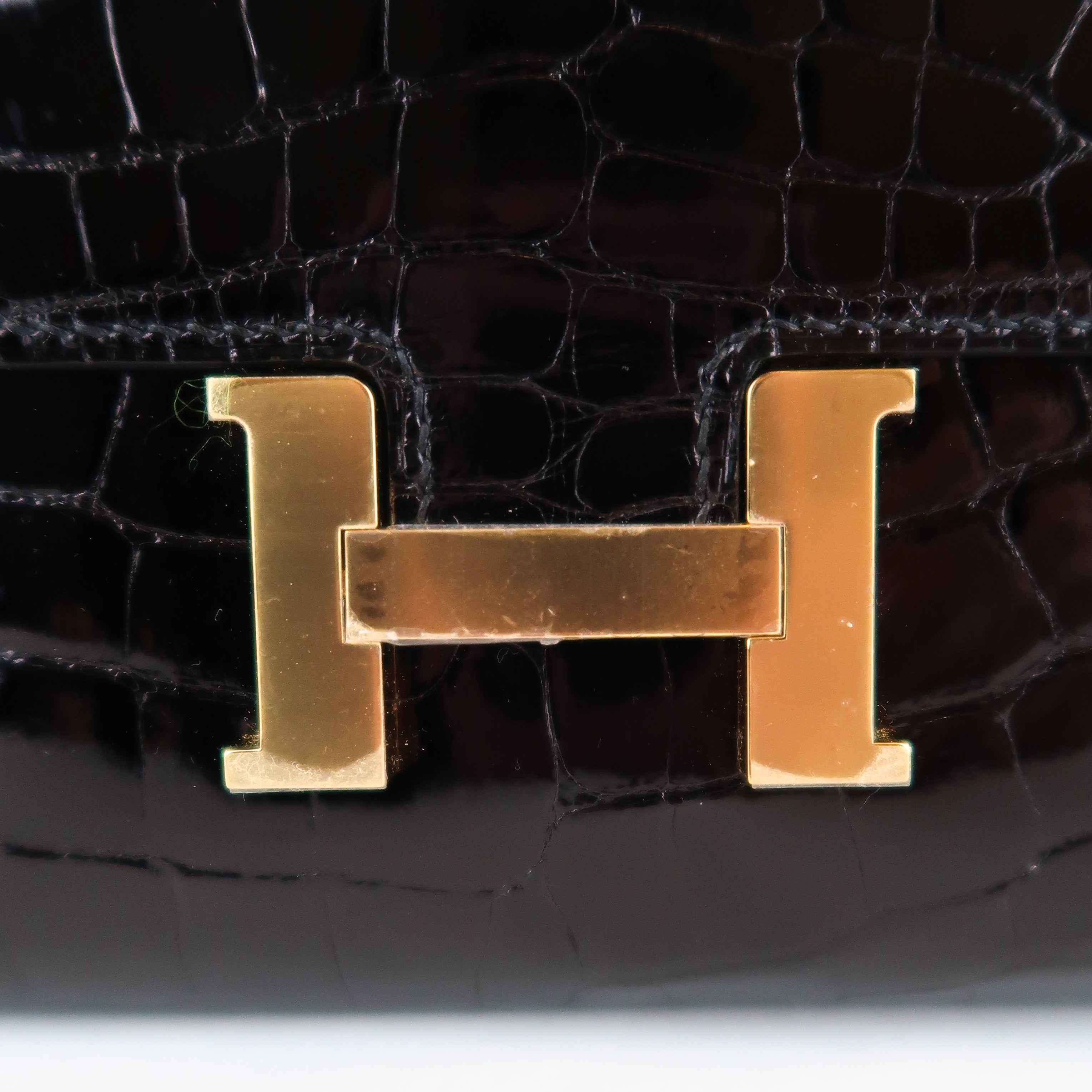 Hermès Noir Shiny Alligator Constance To Go (GHW | 2023)