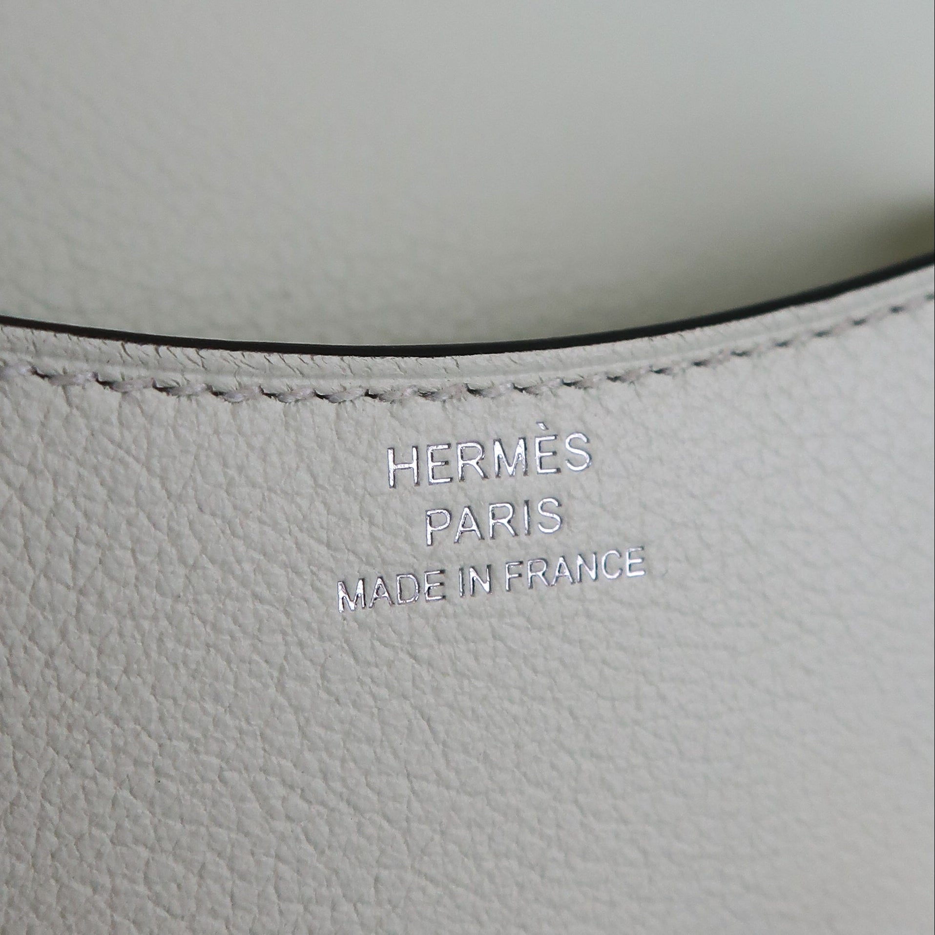 Hermès Vert Fizz Chevre Constance Slim Wallet (PHW | 2022)